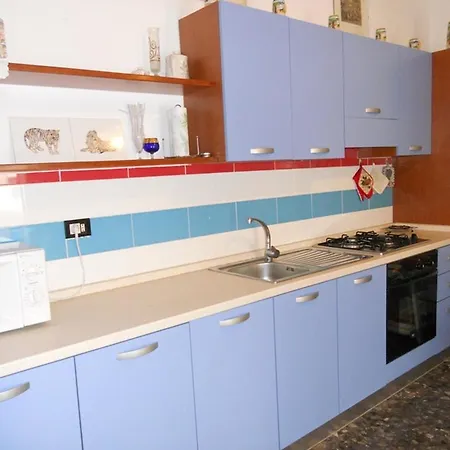 Italian-club Apartman Otranto